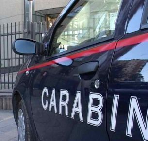 Marigliano, ritrovato dai carabinieri un deposito di armi e stupefacenti