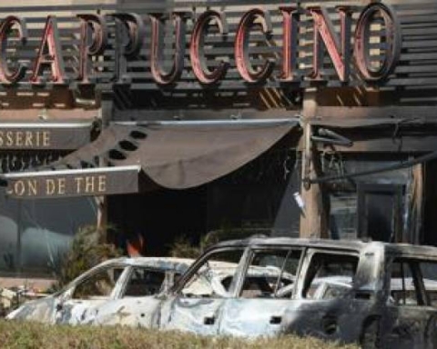 https://www.zerottounonews.it/wp-content/uploads/2016/01/Burkina-Faso-attentato-terroristico-tra-le-vittime-un-bambino-italiano-di-9-anni-480x384.jpg