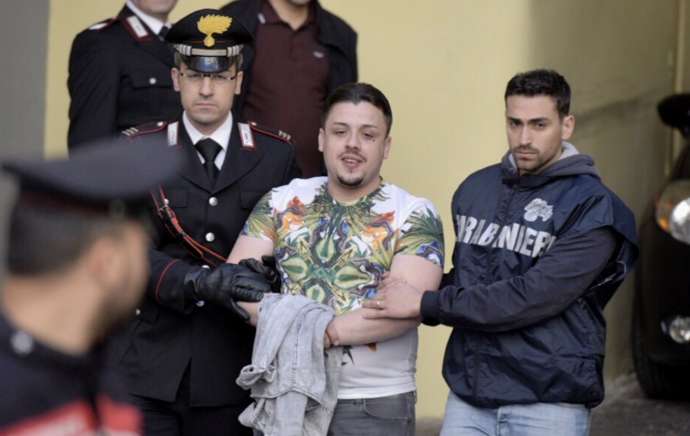 Napoli: duro colpo al clan Mallo, arrestato il giovane boss Walter Mallo