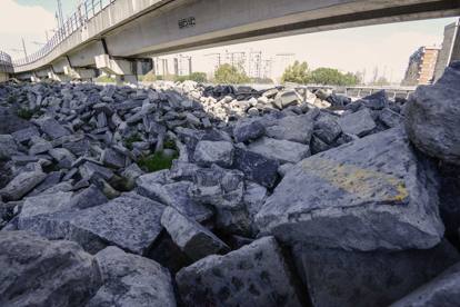 Nola: trovati 2000 basoli del cantiere di via Marina a Napoli tenuti illegalmente