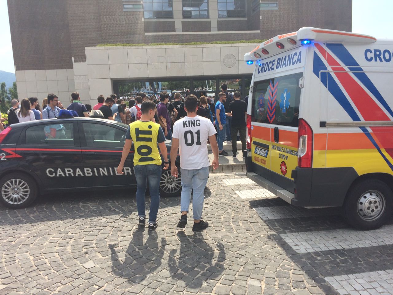 Tragedia all’Università di Salerno: studente 20enne muore cadendo dal terzo piano della biblioteca
