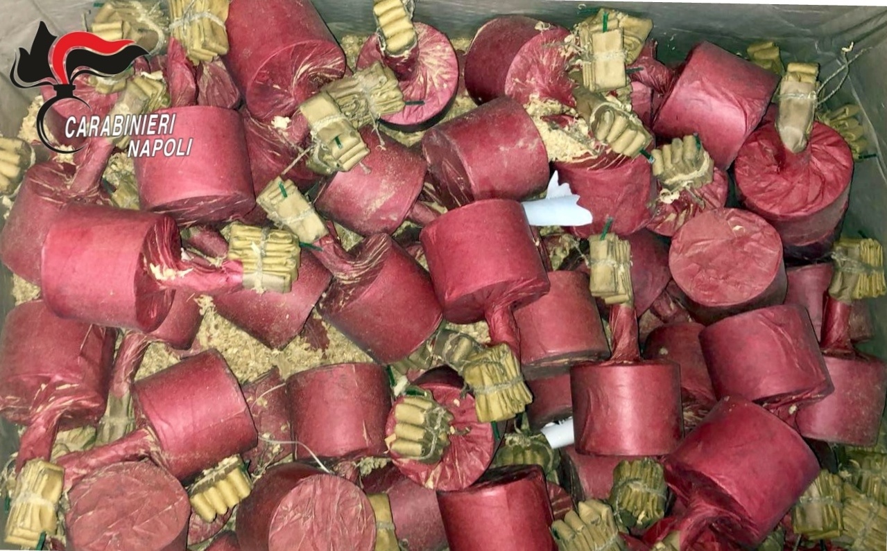 Sequestrati più di 200kg di botti proibiti tra Acerra e San Vitaliano