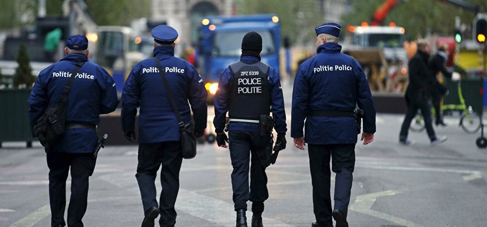 https://www.zerottounonews.it/wp-content/uploads/2019/05/polizia-francese.jpg
