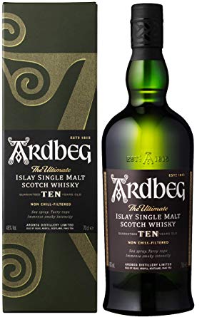 Ardbeg 10 anni: un possente whisky torbato dalla facile reperibiltà