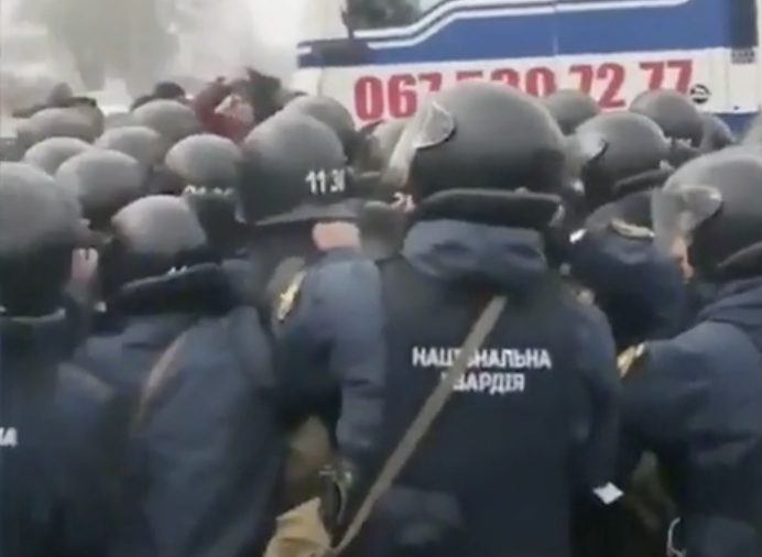 https://www.zerottounonews.it/wp-content/uploads/2020/02/screen-scontri-ucraina.jpg