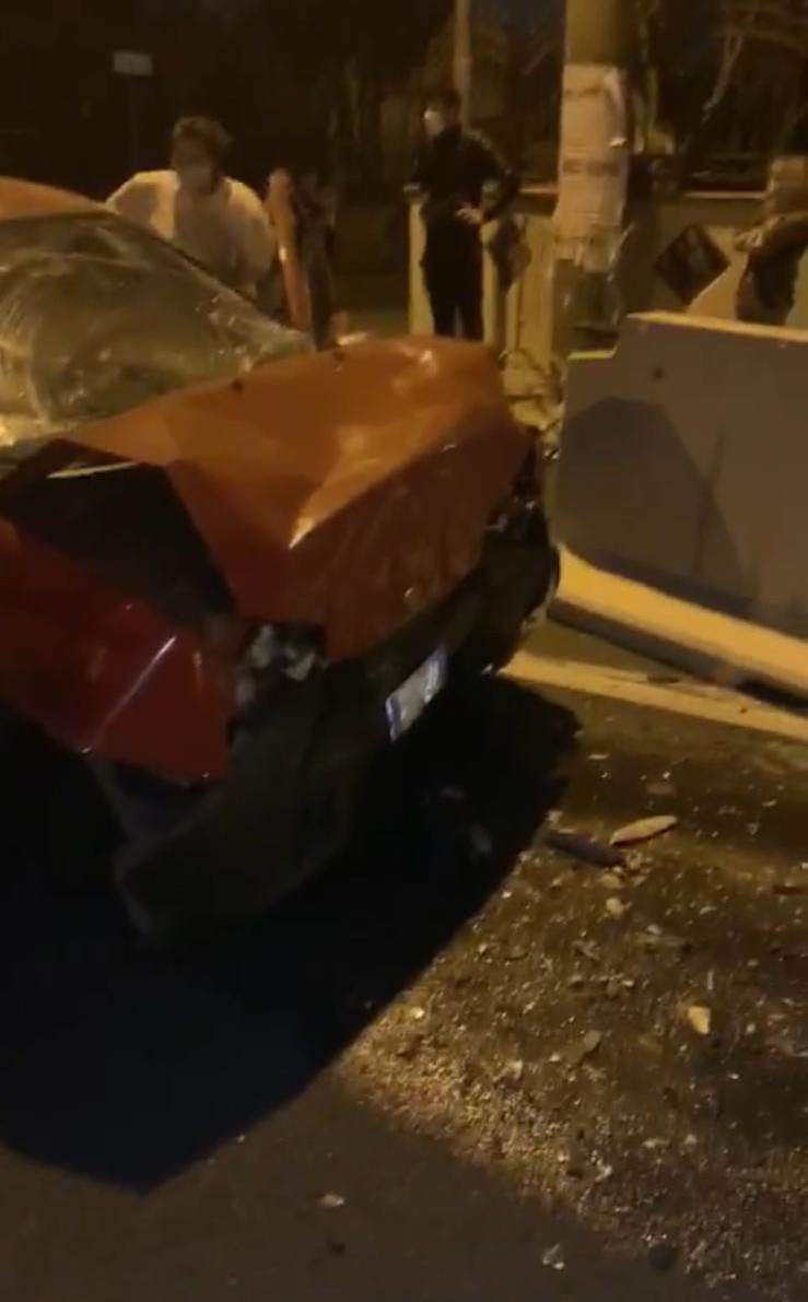 Saviano: auto contro barriera di cemento installata per la zona rossa
