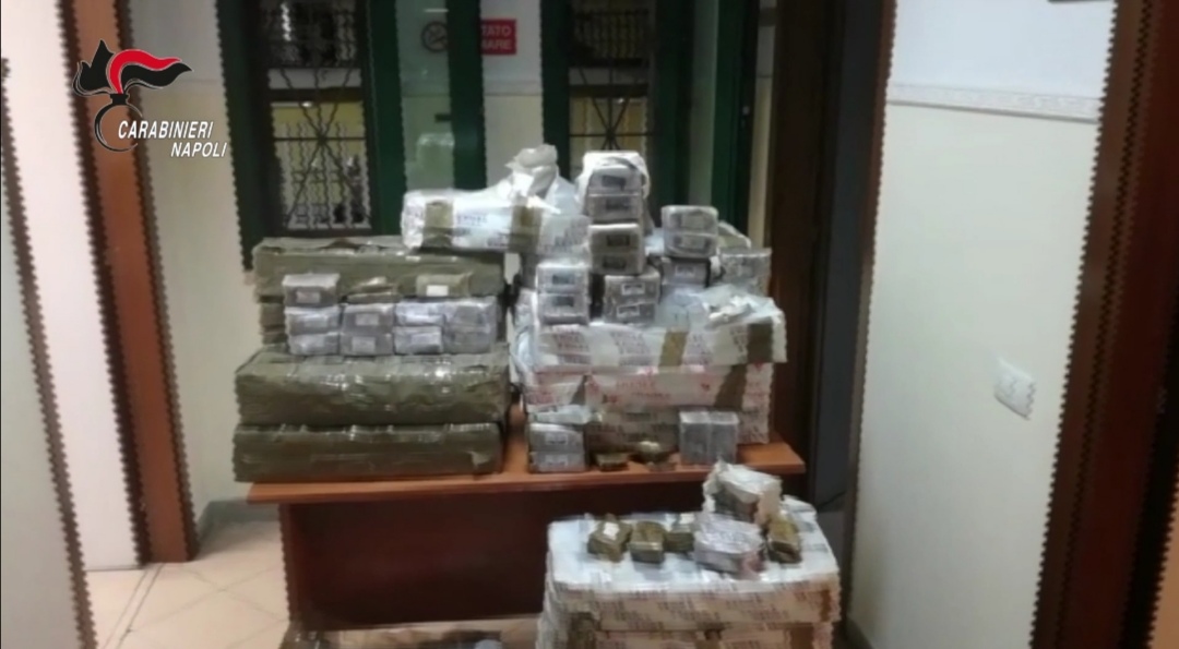 Maxi sequestro nel Napoletano: trovata droga per 1 milione di euro