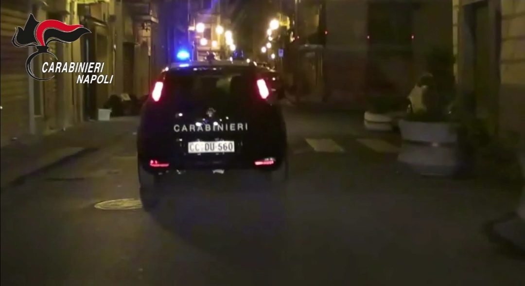 Operazione anti-droga dei carabinieri nel Napoletano: 21 arresti