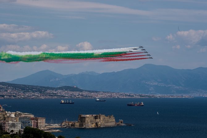 Da Milano a Napoli: le Frecce Tricolori sorvolando i cieli d’Italia