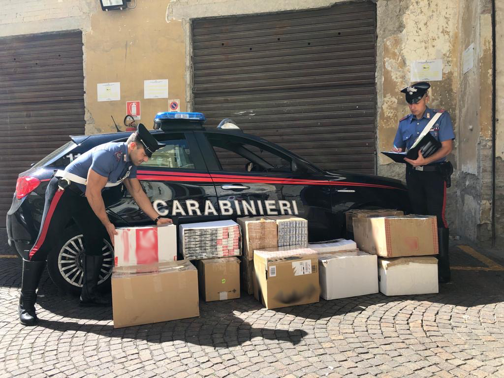 Sequestrati 500 chili di sigarette di contrabbando tra Secondigliano e Ottaviano