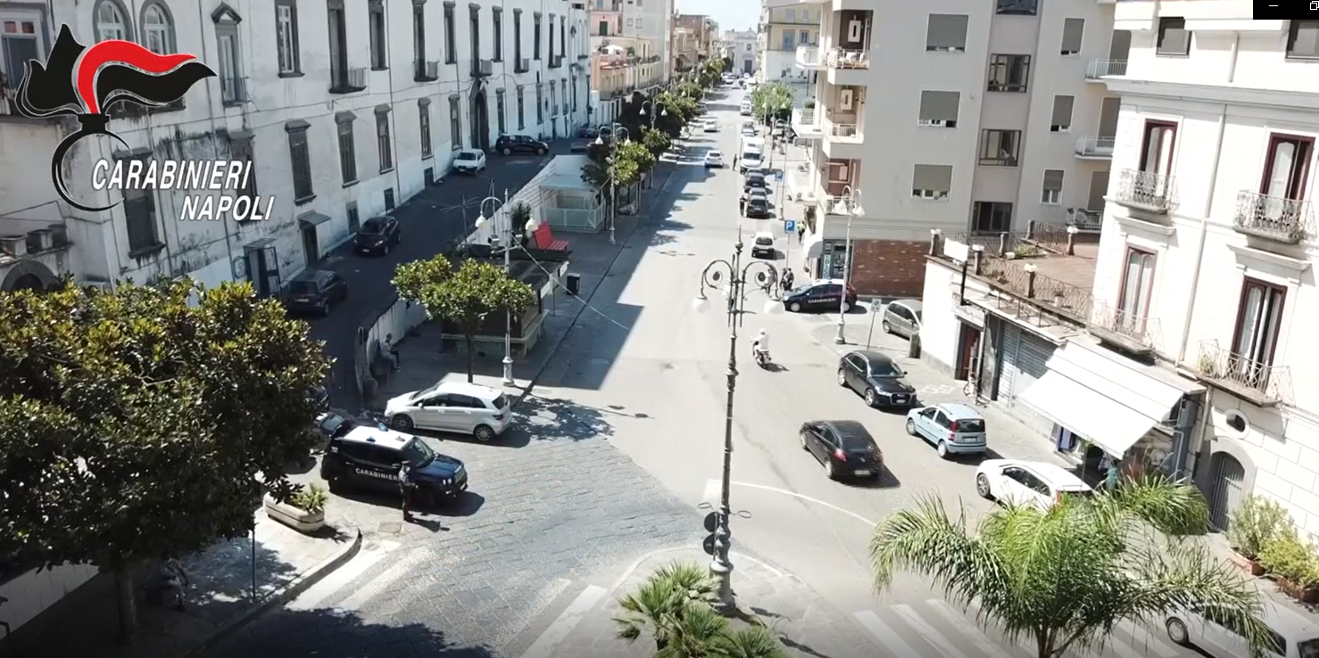Palma Campania: ruba stereo e oggetti di valore dalle auto, arrestato 38enne
