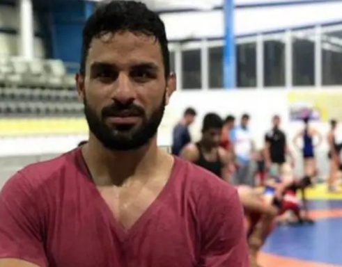 In Iran un campione di wrestling è stato condannato a morte e giustiziato