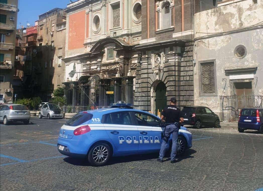 Napoli: denunciato un parcheggiatore abusivo che percepiva il reddito di cittadinanza