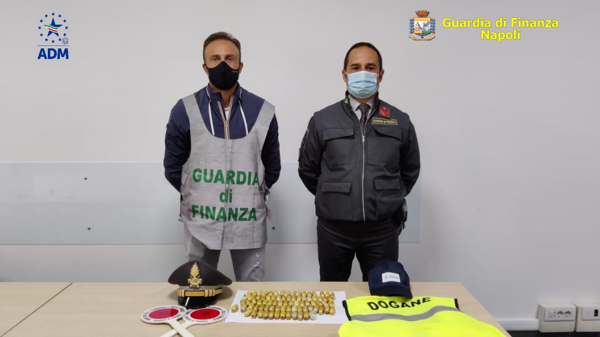 Napoli: arriva all’aeroporto di Capodichino con 1 kg di eroina nell’addome