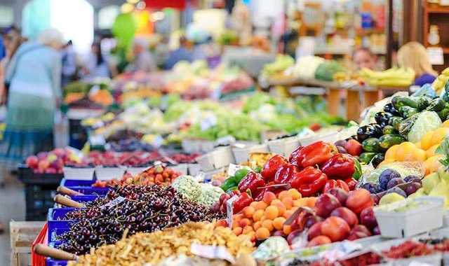 Nola: mercato aperto solo a commercianti di alimenti e fiori nel giorno dell’Epifania