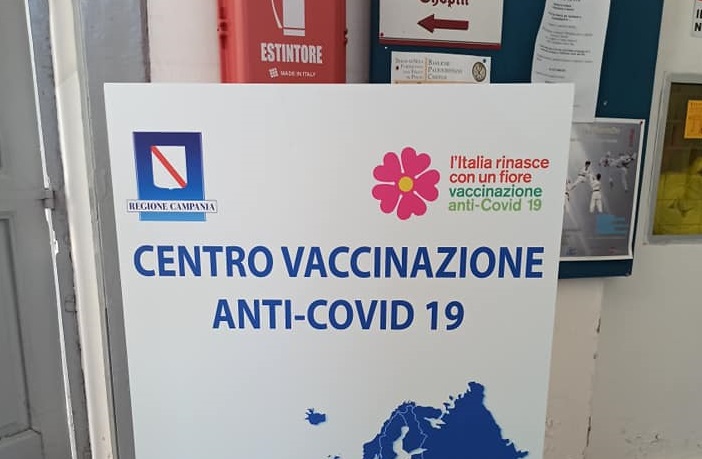 https://www.zerottounonews.it/wp-content/uploads/2021/03/vaccini-nola-seminario.jpg