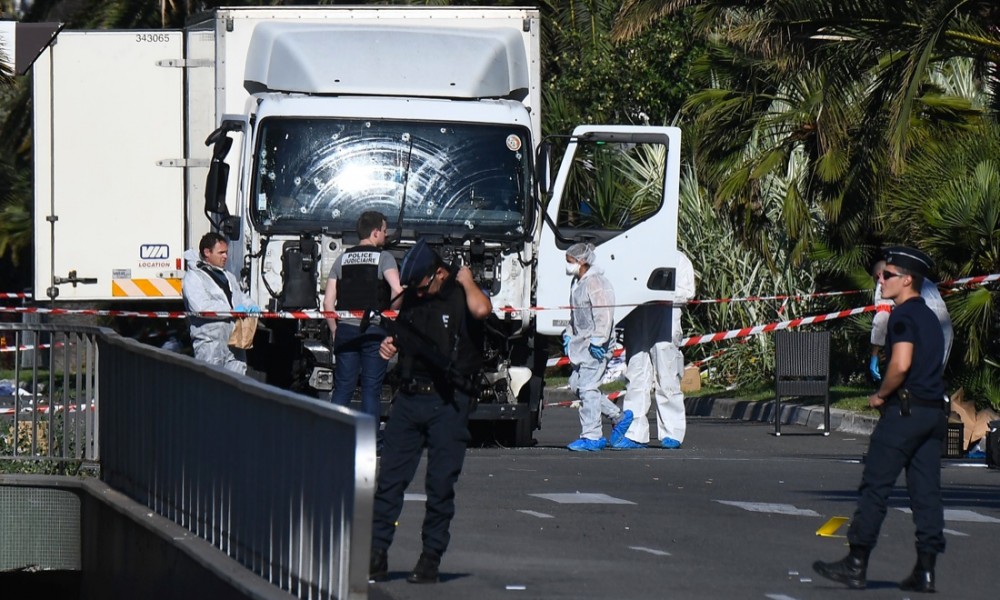 Fornì armi al killer dell’attentato di Nizza: arrestato a Caserta