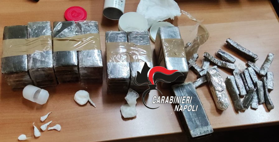 Castello di Cisterna: blitz anti-droga dei Carabinieri, arrestato 31enne