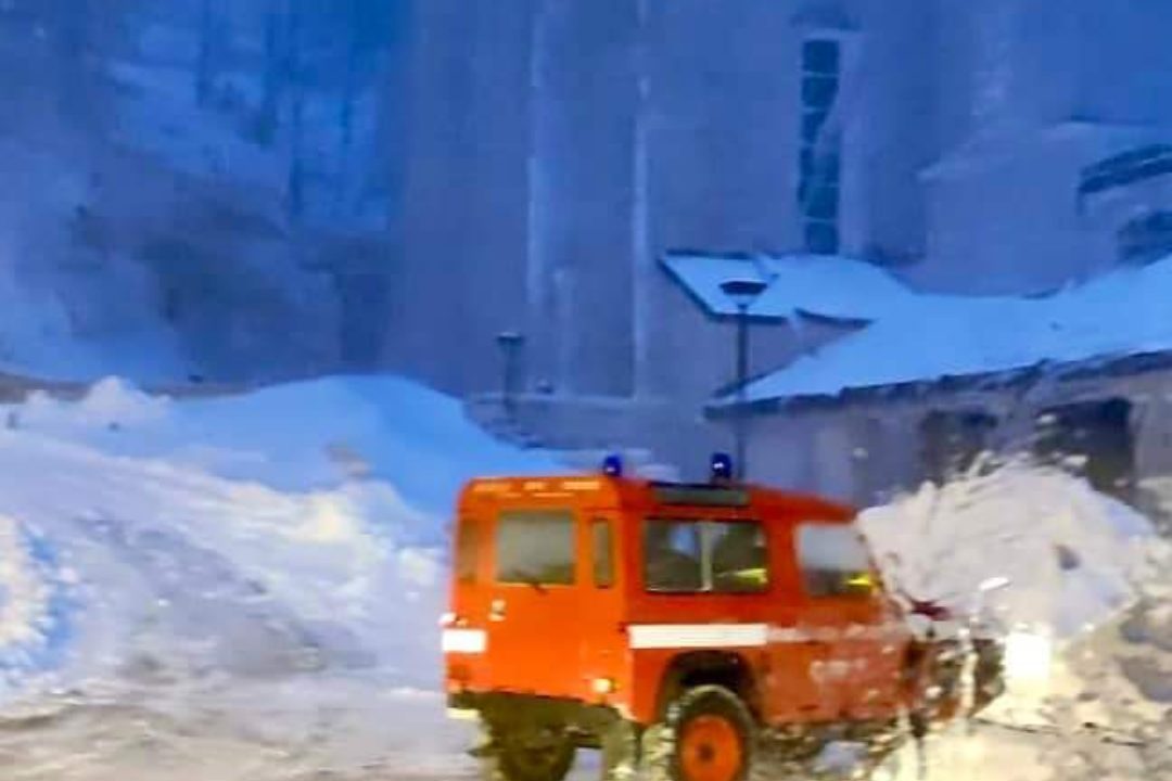 Maltempo in Campania: salvate 10 persone bloccate nella neve a Montevergine