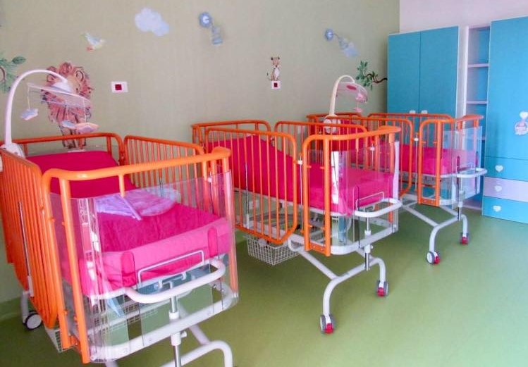 https://www.zerottounonews.it/wp-content/uploads/2022/03/bacoli-ospedale-bambini-ucraina.jpg