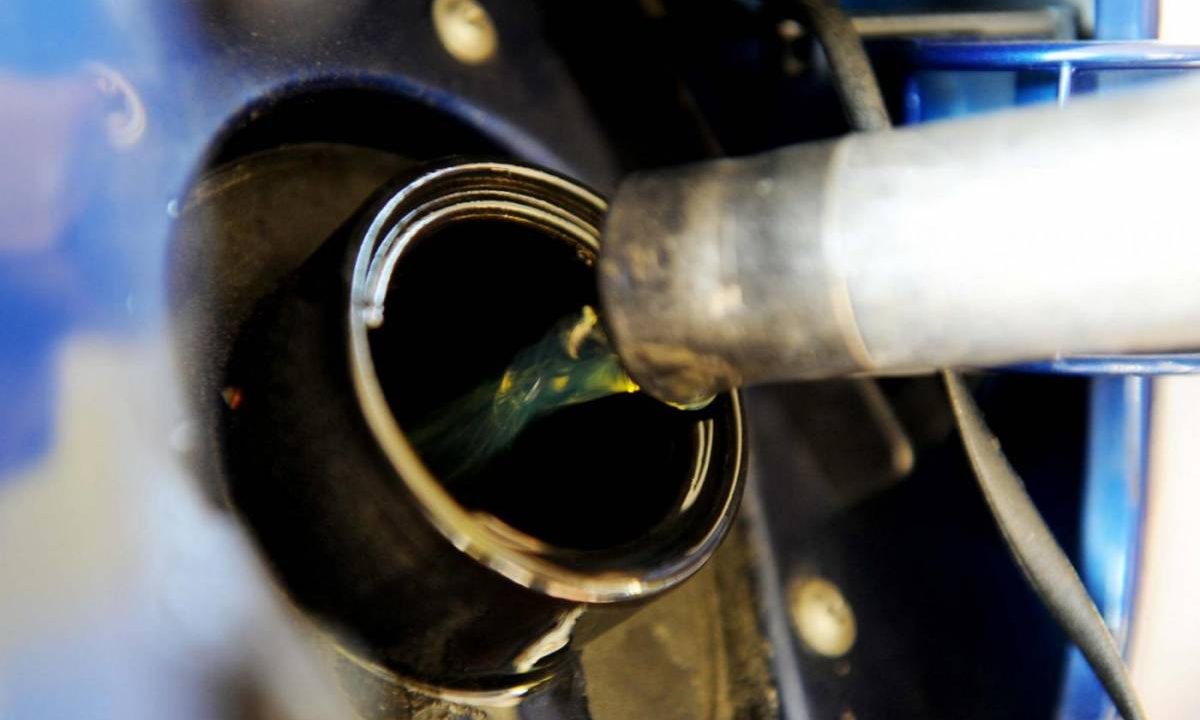 Caroprezzi benzina: la GdF di Nola sequestra cisterna con gasolio di contrabbando a Nola