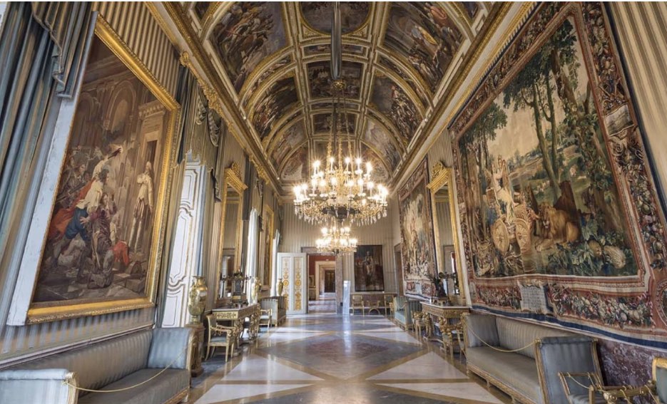Napoli: il Palazzo Reale apre per pasqua con nuove offerte