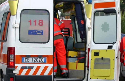 Palma Campania: operaio di 38 anni cade da un’impalcatura e muore
