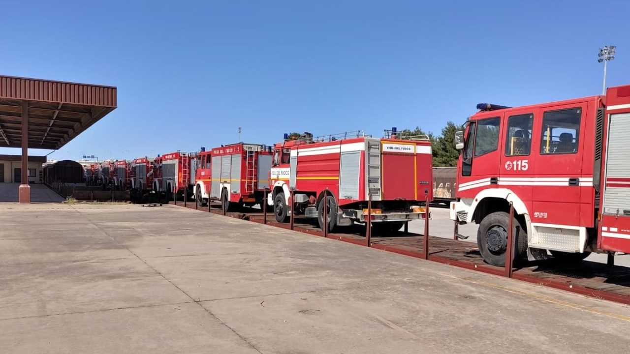 https://www.zerottounonews.it/wp-content/uploads/2022/05/camion-pompieri-ucraina-italia-1280x720.jpg