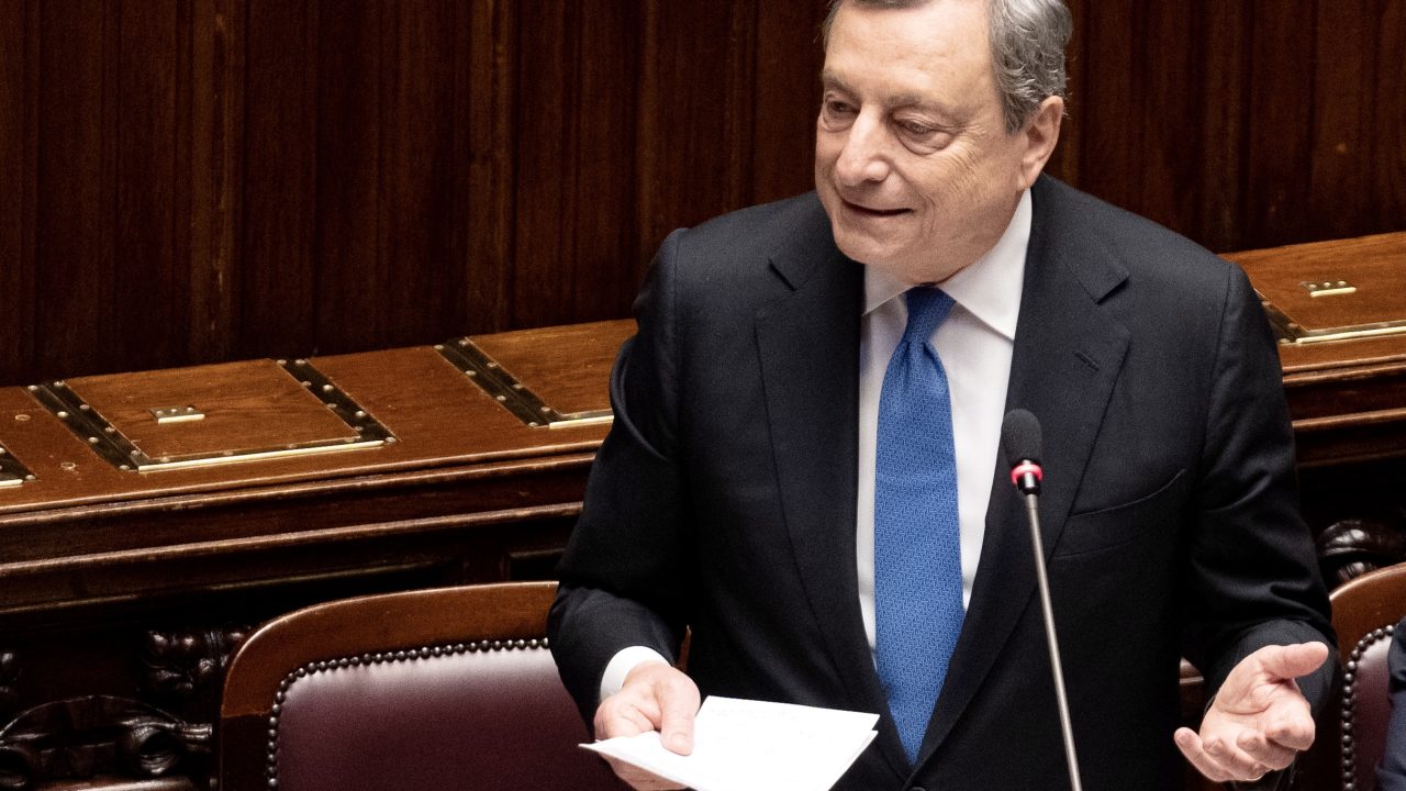 Draghi si è dimesso: finisce il suo Governo
