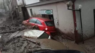 Maltempo: disagi in Campania, Monteforte inondata