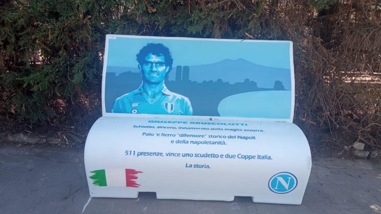 Panchine letterarie con i campioni del Napoli: l’iniziativa del Comune di Calvizzano