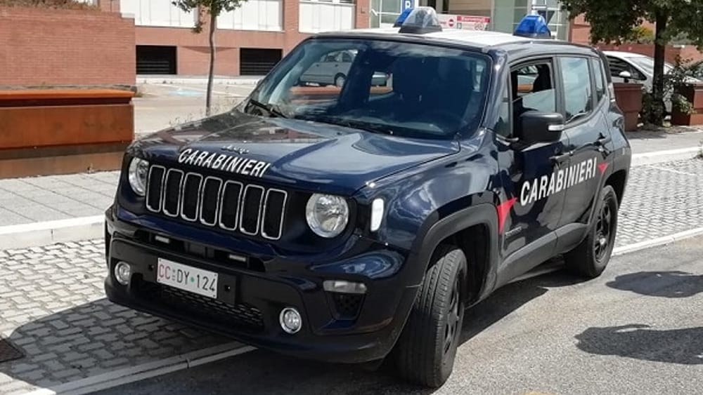 Baiano: spari in strada e inseguimento tra Lamborghini e carabinieri