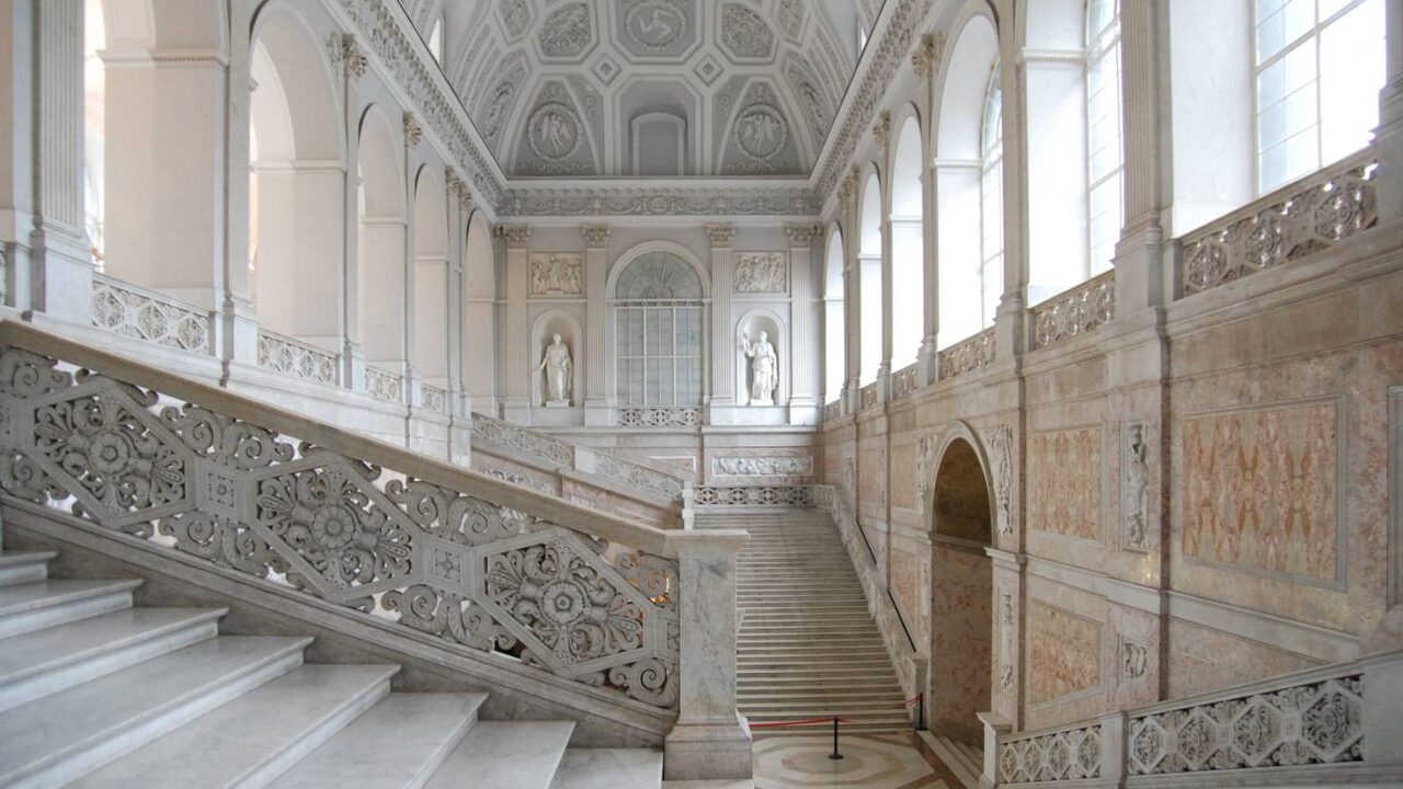 “Un sabato da Re”: il Palazzo Reale di Napoli apre le porte dell’arte d’estate