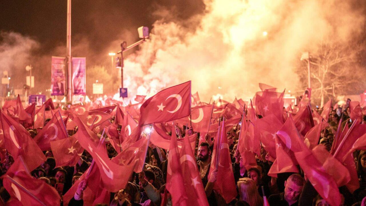 Passo falso di Erdogan in Turchia: alle elezioni comunali arriva la sconfitta politica